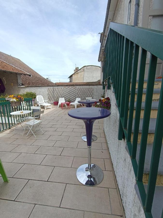Hotel De France La Tour-du-Pin Exterior foto